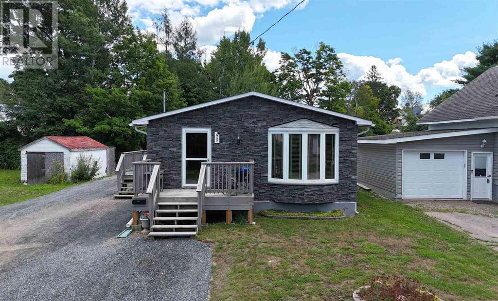 50 LAKEVIEW RD