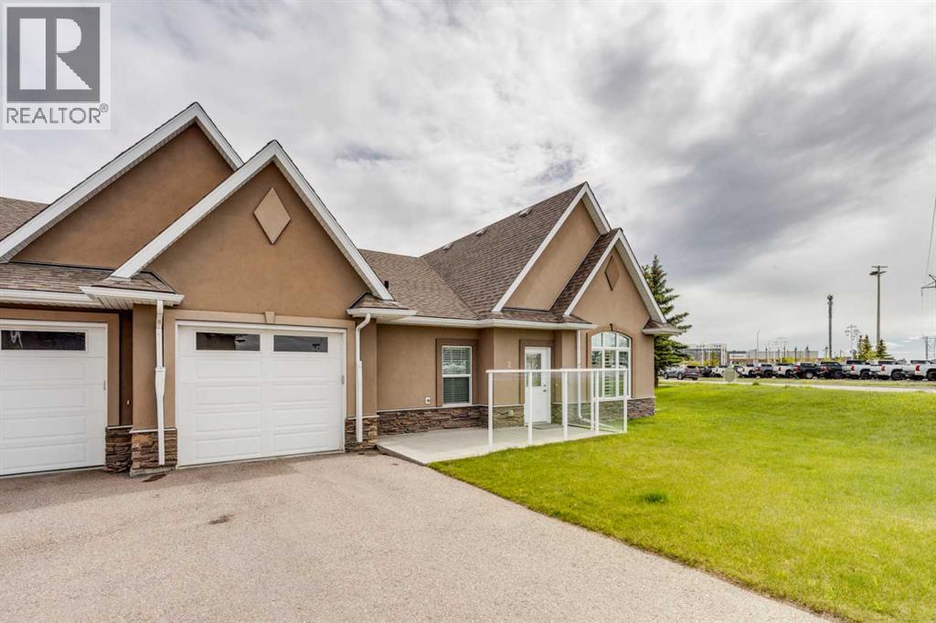 2, 20 River Heights View