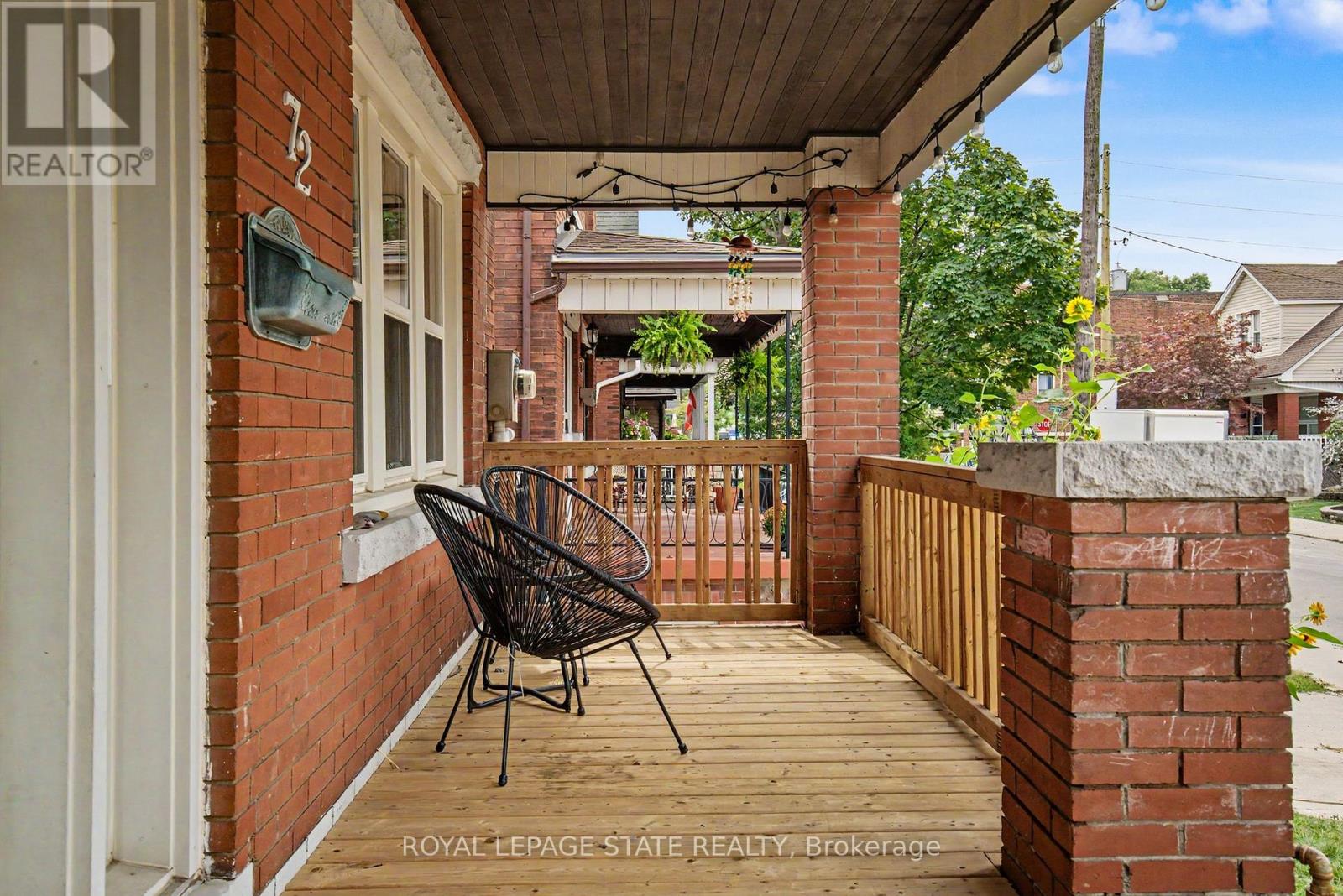 72 GARSIDE AVENUE N