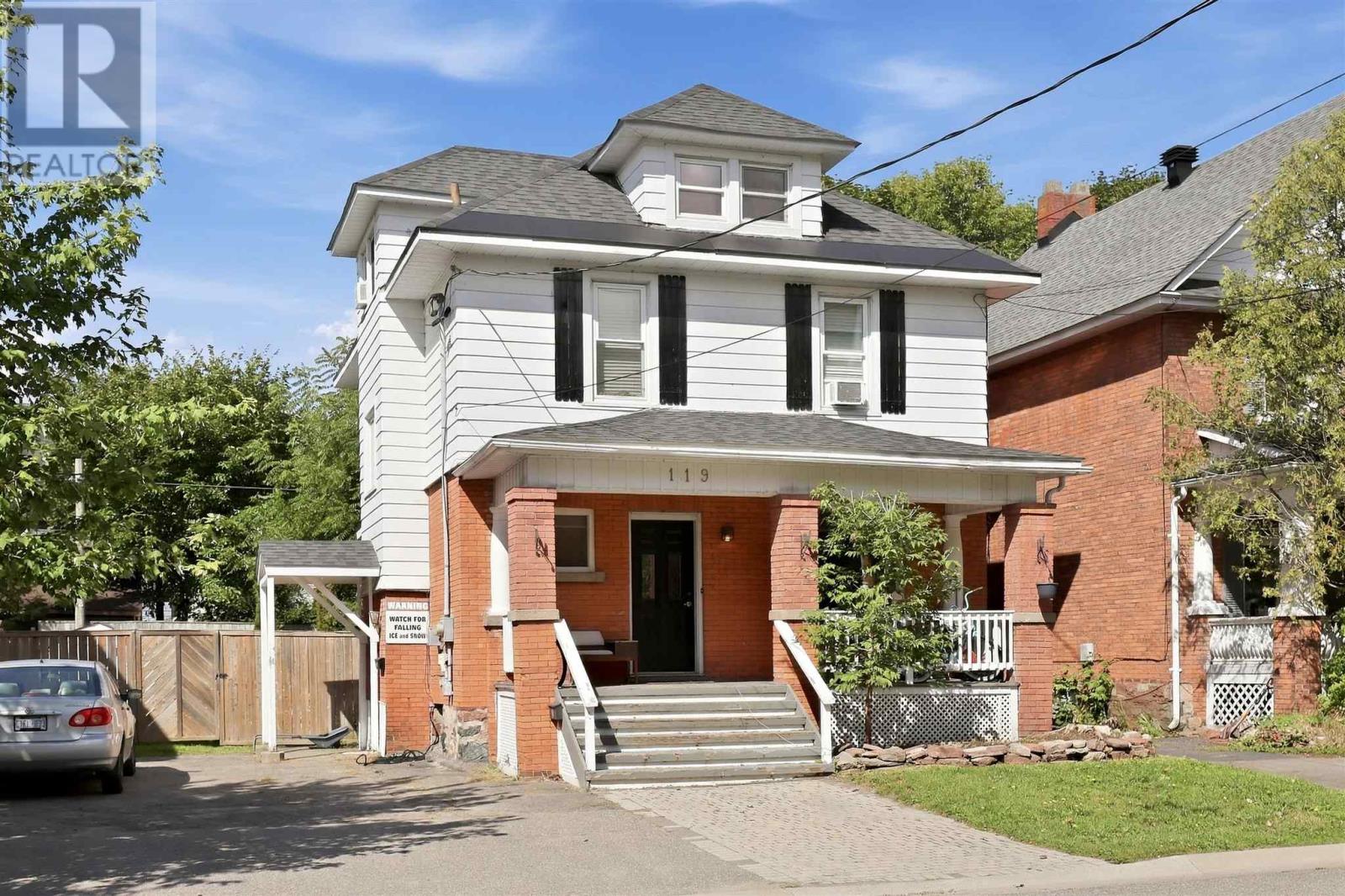 119 Kohler ST - Photo 2