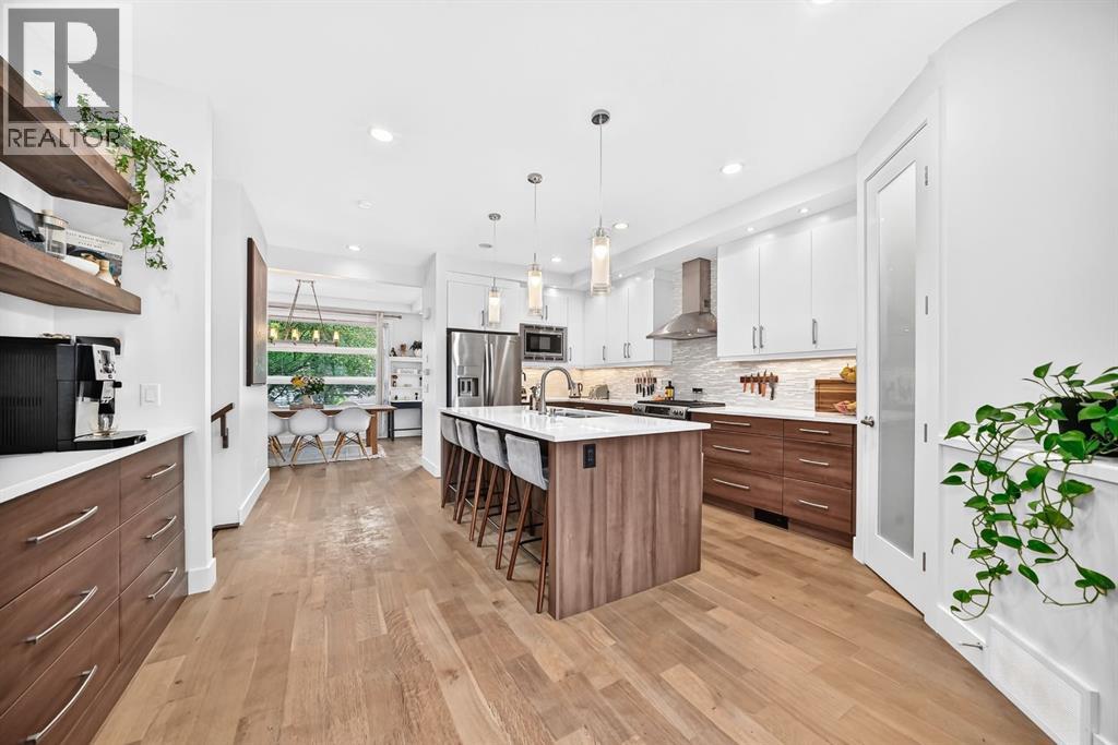 4817 20 AVENUE NW, CALGARY, AB T3B 0V2 - Image 3348760418.jpeg?d=l