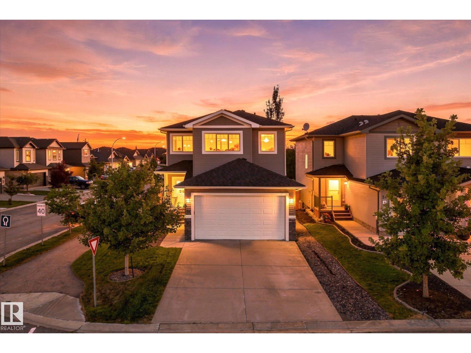 38 RICHMOND LI