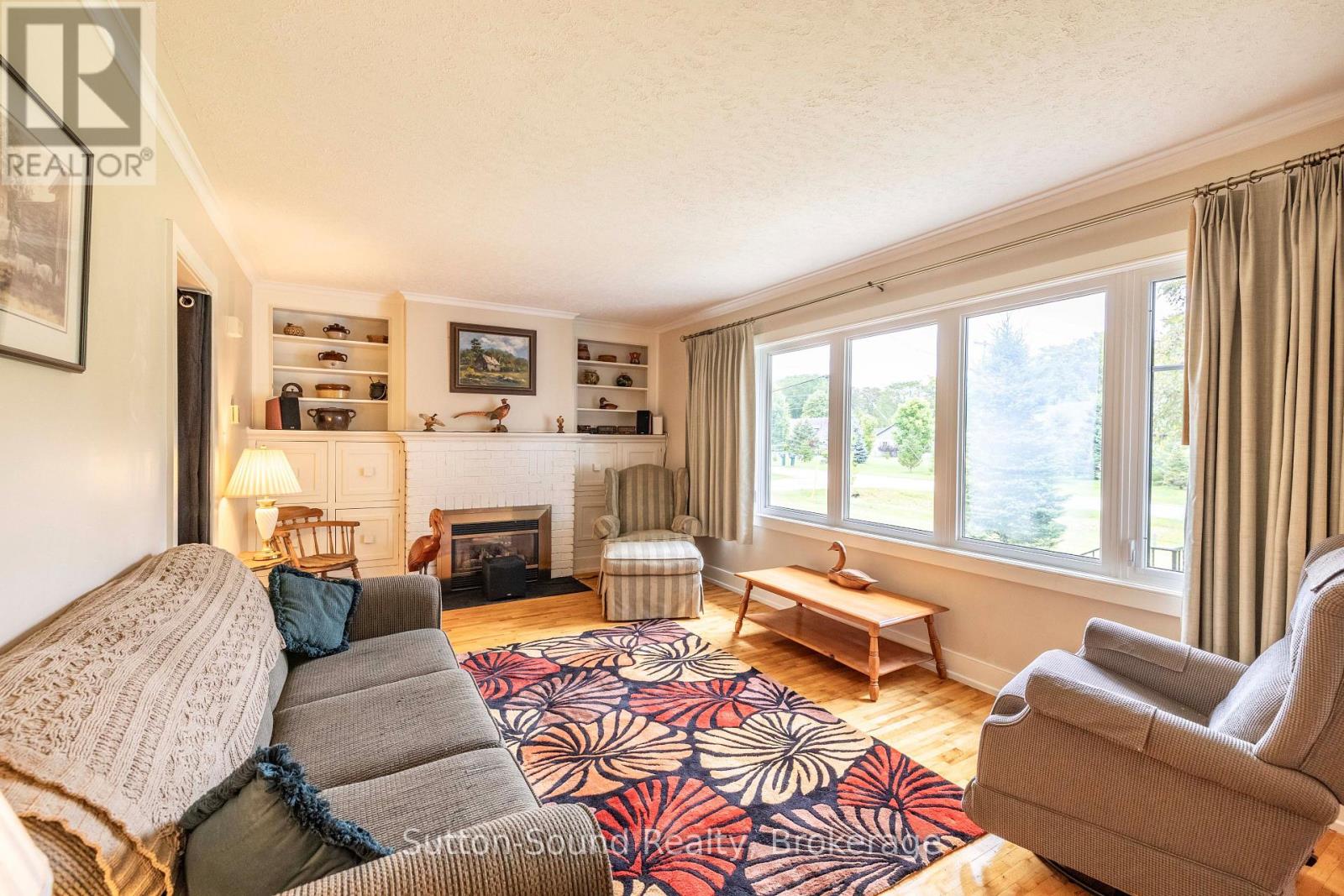 827 13TH STREET W