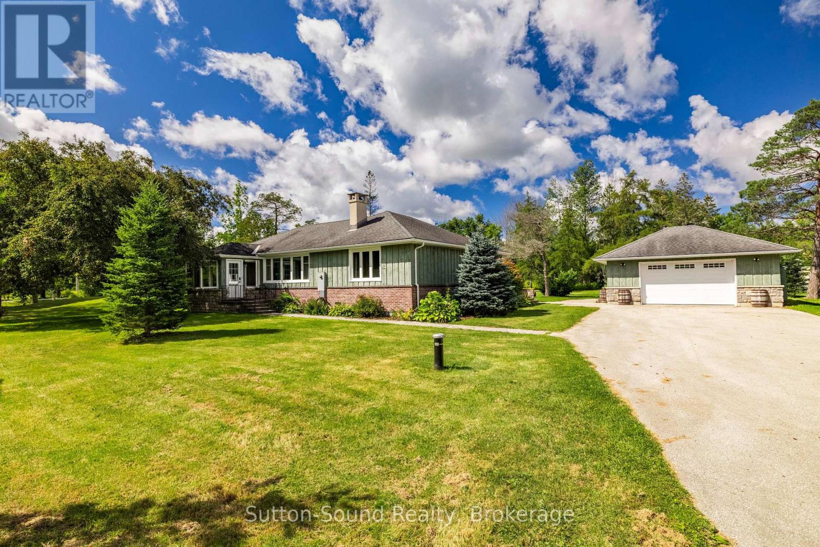 827 13TH STREET W