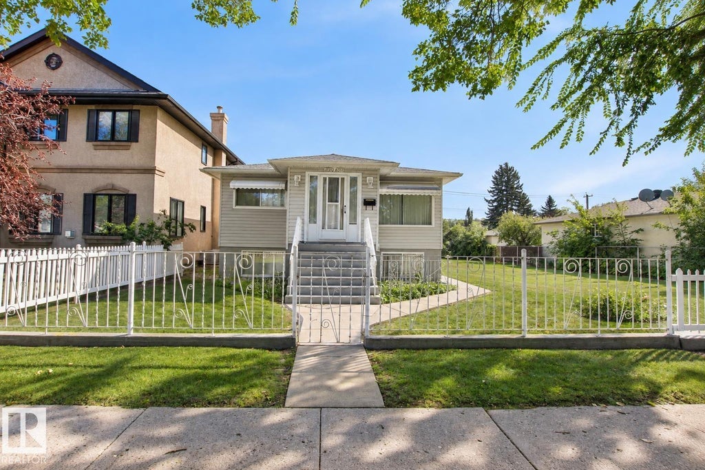 10339 80 STREET NW, EDMONTON, AB T6A 3J3 - Image 2337761780.jpeg?d=l