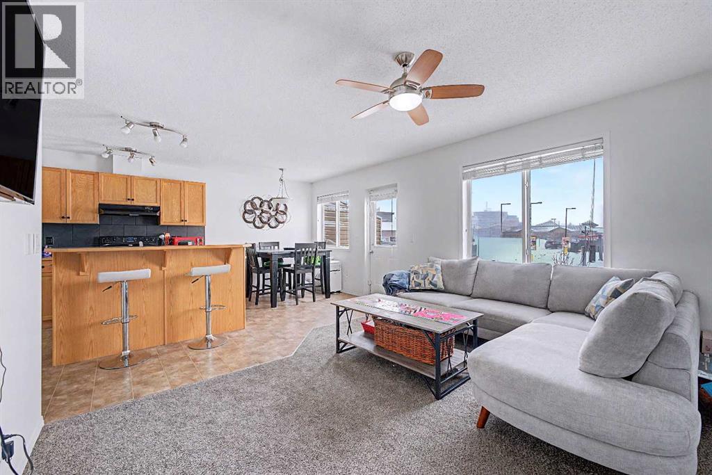 102, 800 Yankee Valley Boulevard SE