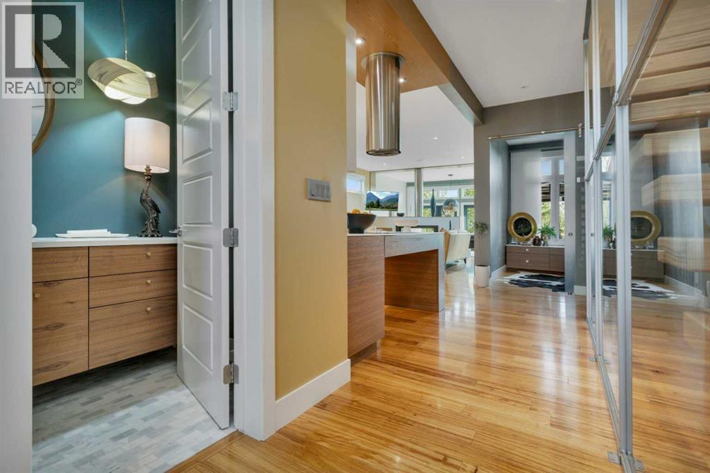 31 Leaside Crescent