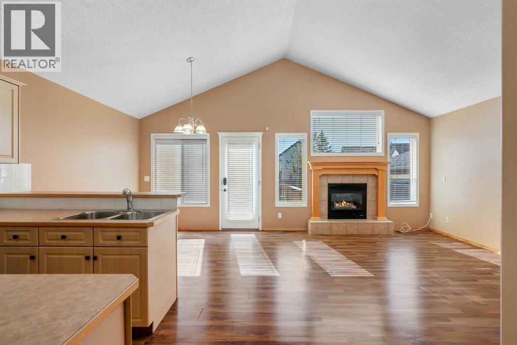 186 Cramond Close SE