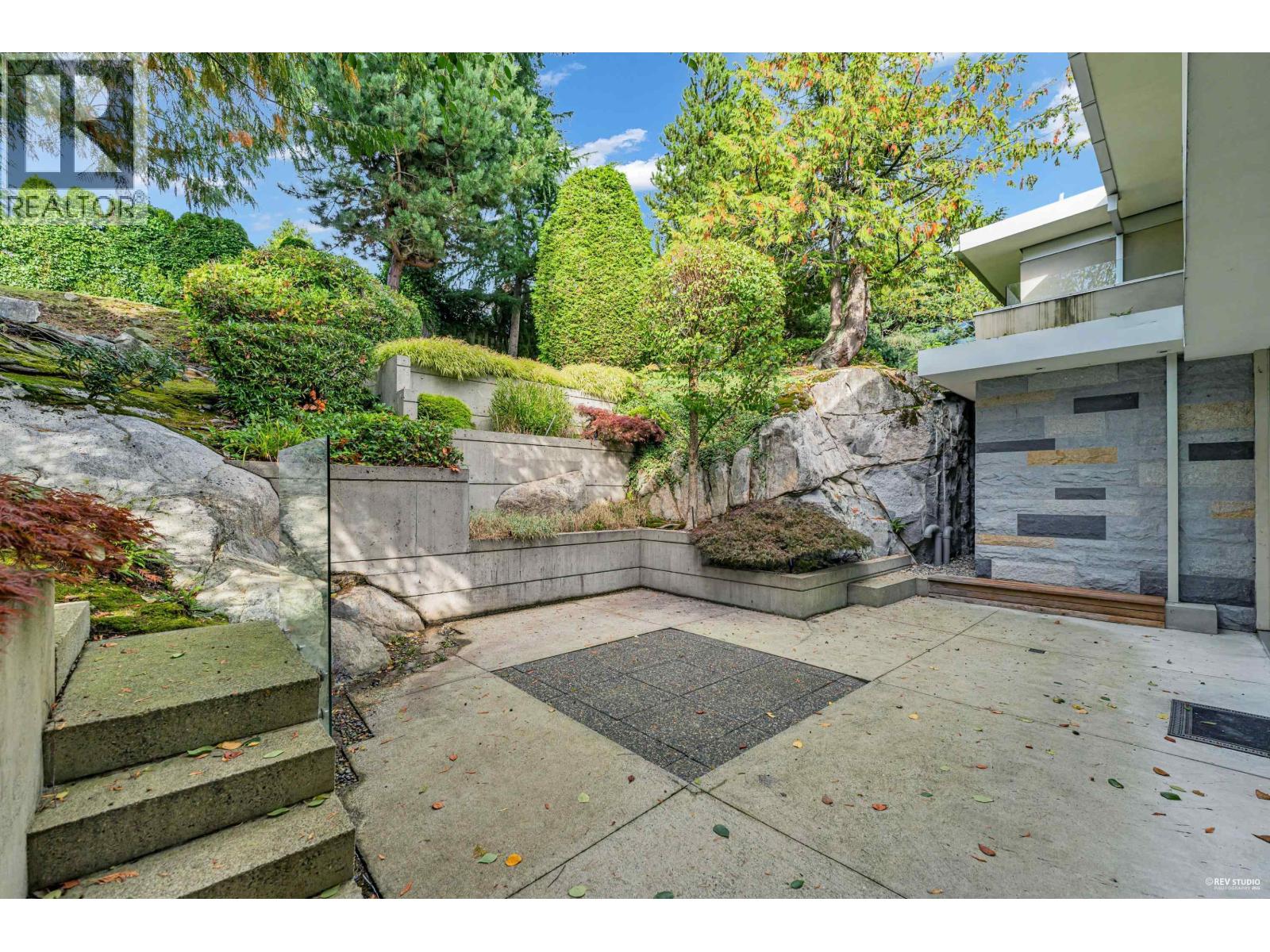 4313 ROCKRIDGE ROAD
