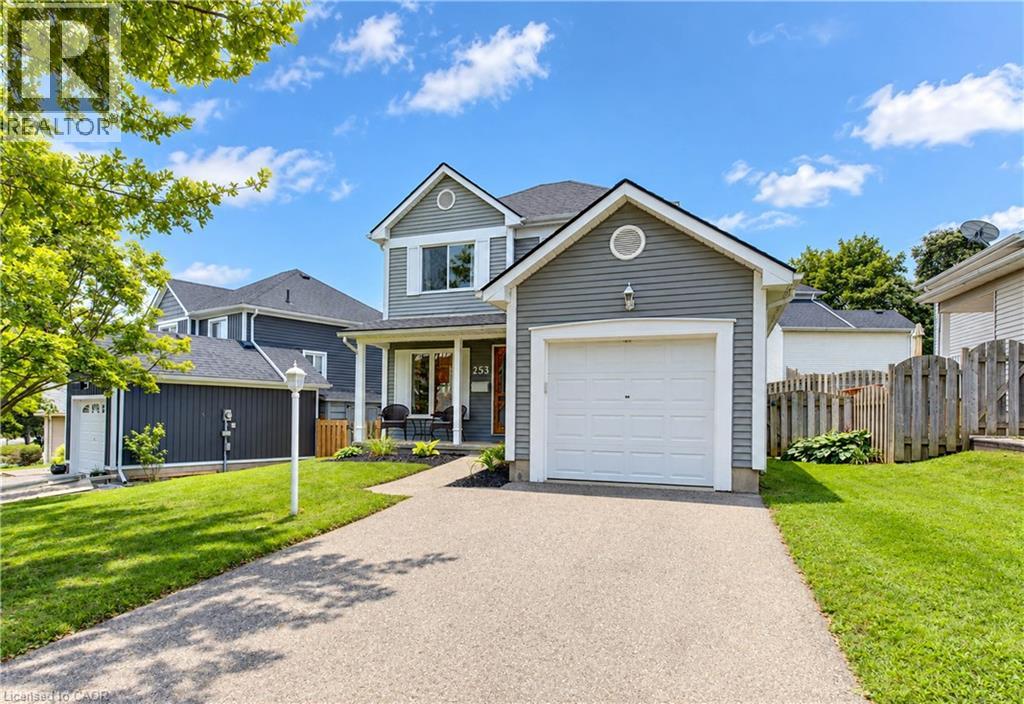 253 NEWPORT Place