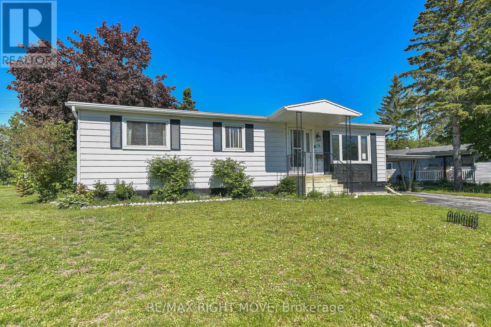 14 MUIR DRIVE