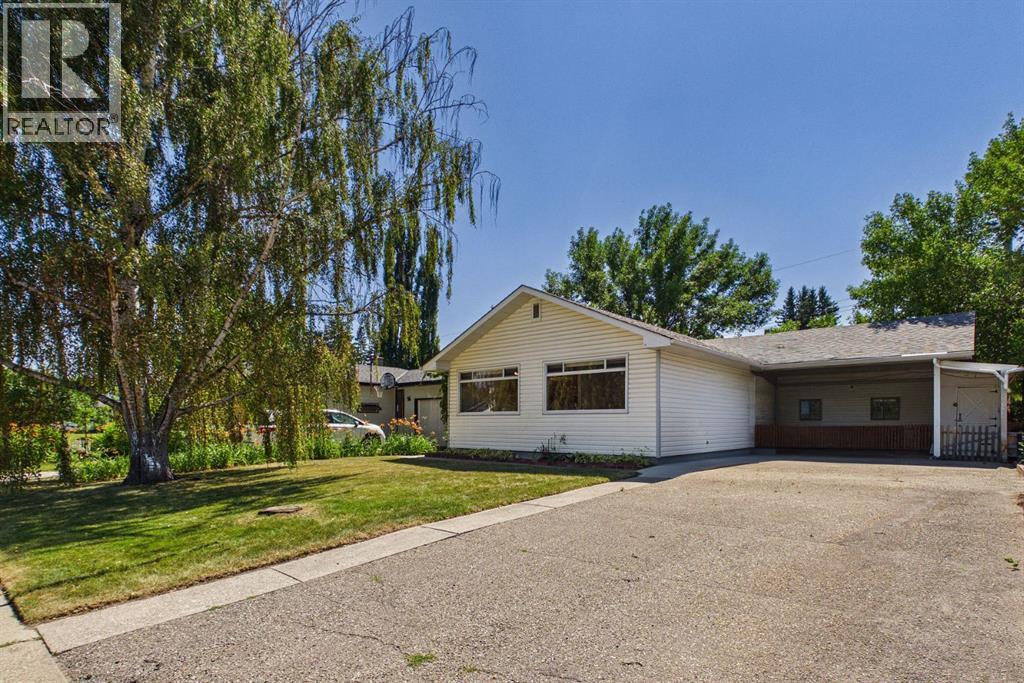 83 Westover Drive SW