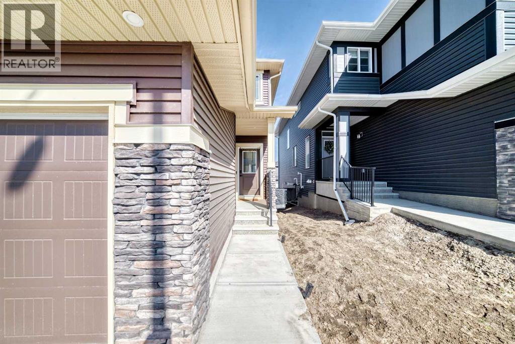 287 Amblehurst Way NW