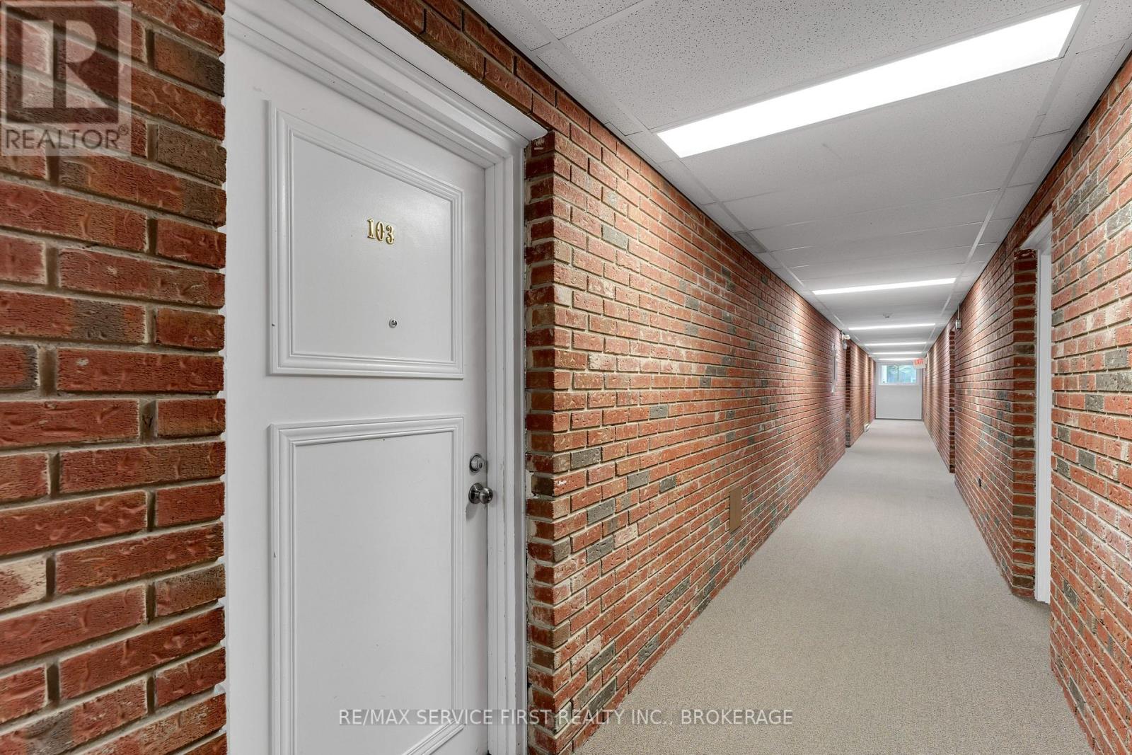 103 - 1010 PEMBRIDGE CRESCENT