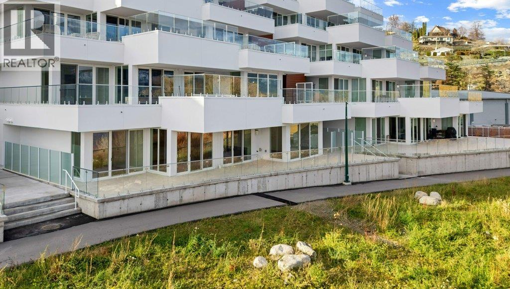 13419 Lakeshore Drive S Unit# 101