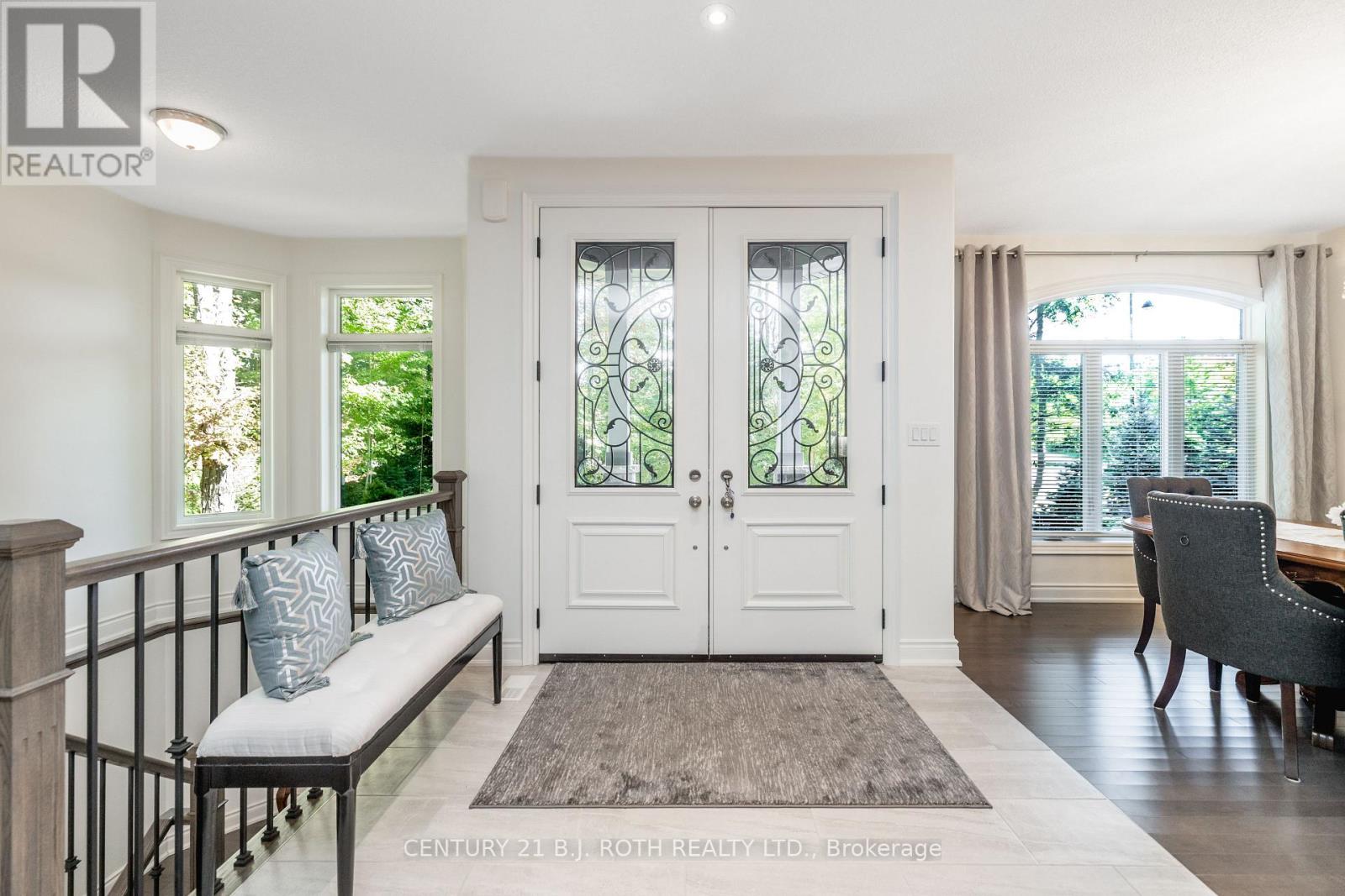2 SYCAMORE CIRCLE
