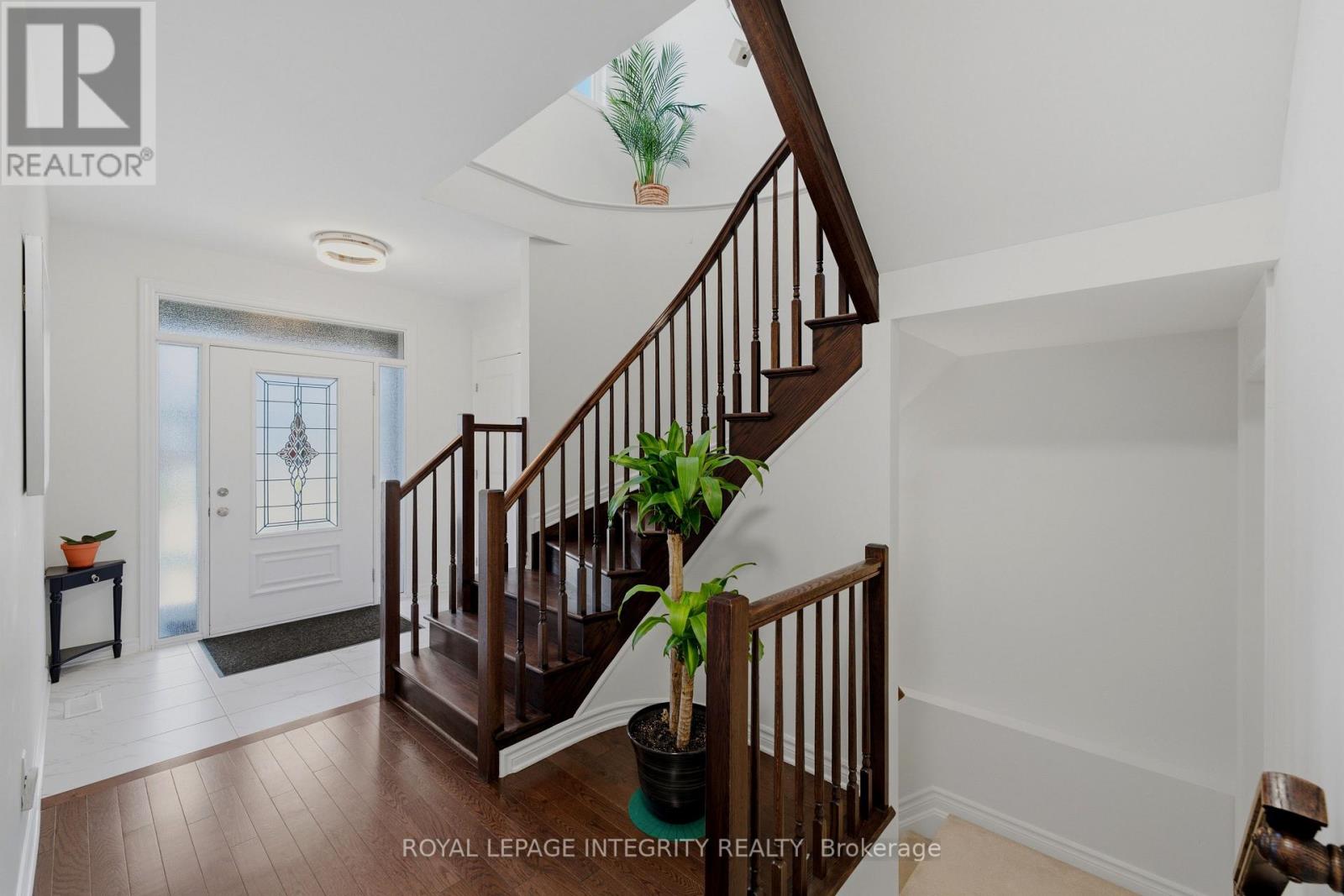 43 CENTO WAY