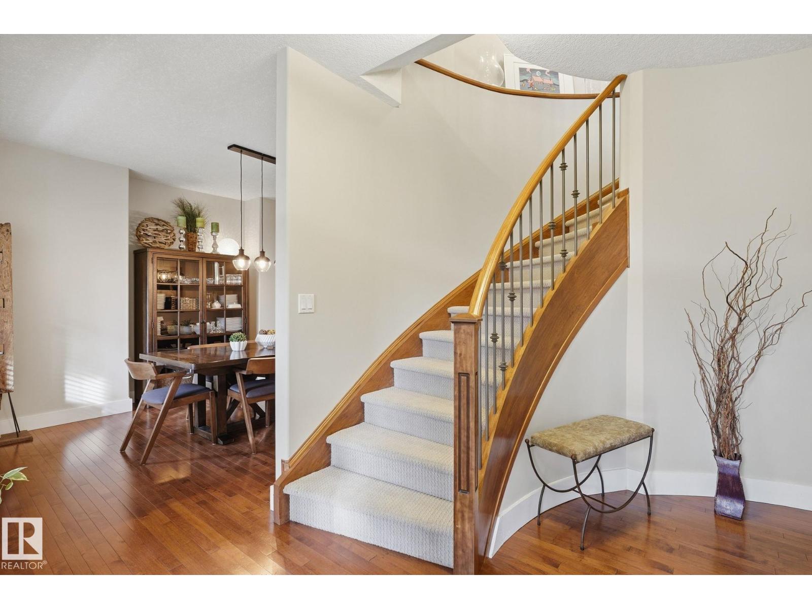 11009 131 ST NW