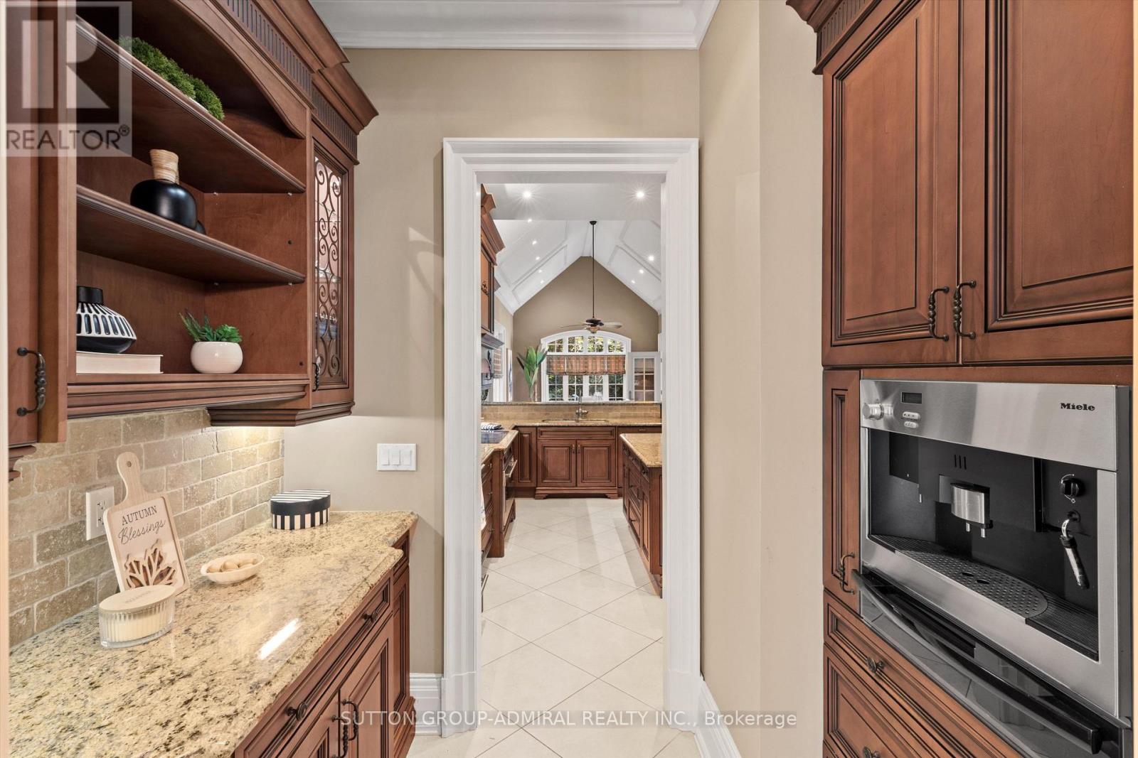 155 COOKS MILL CRESCENT