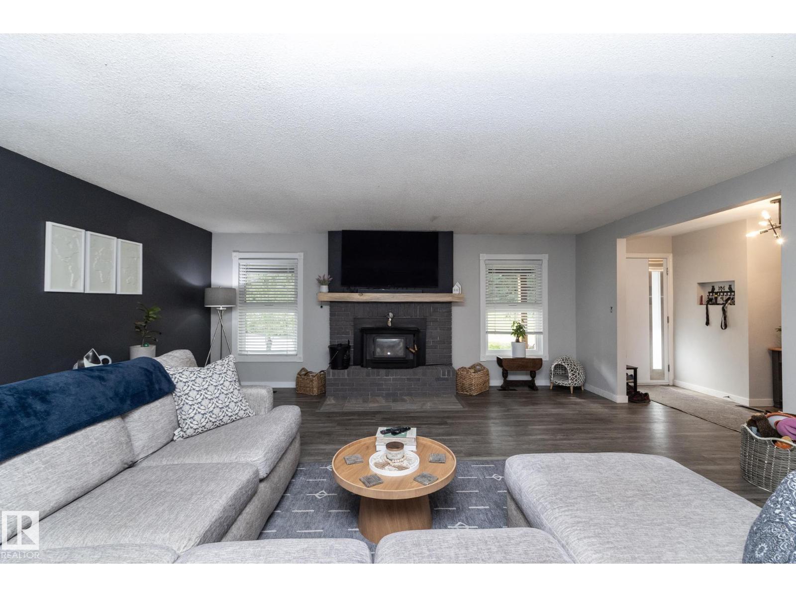 #2 53111 RGE ROAD 21