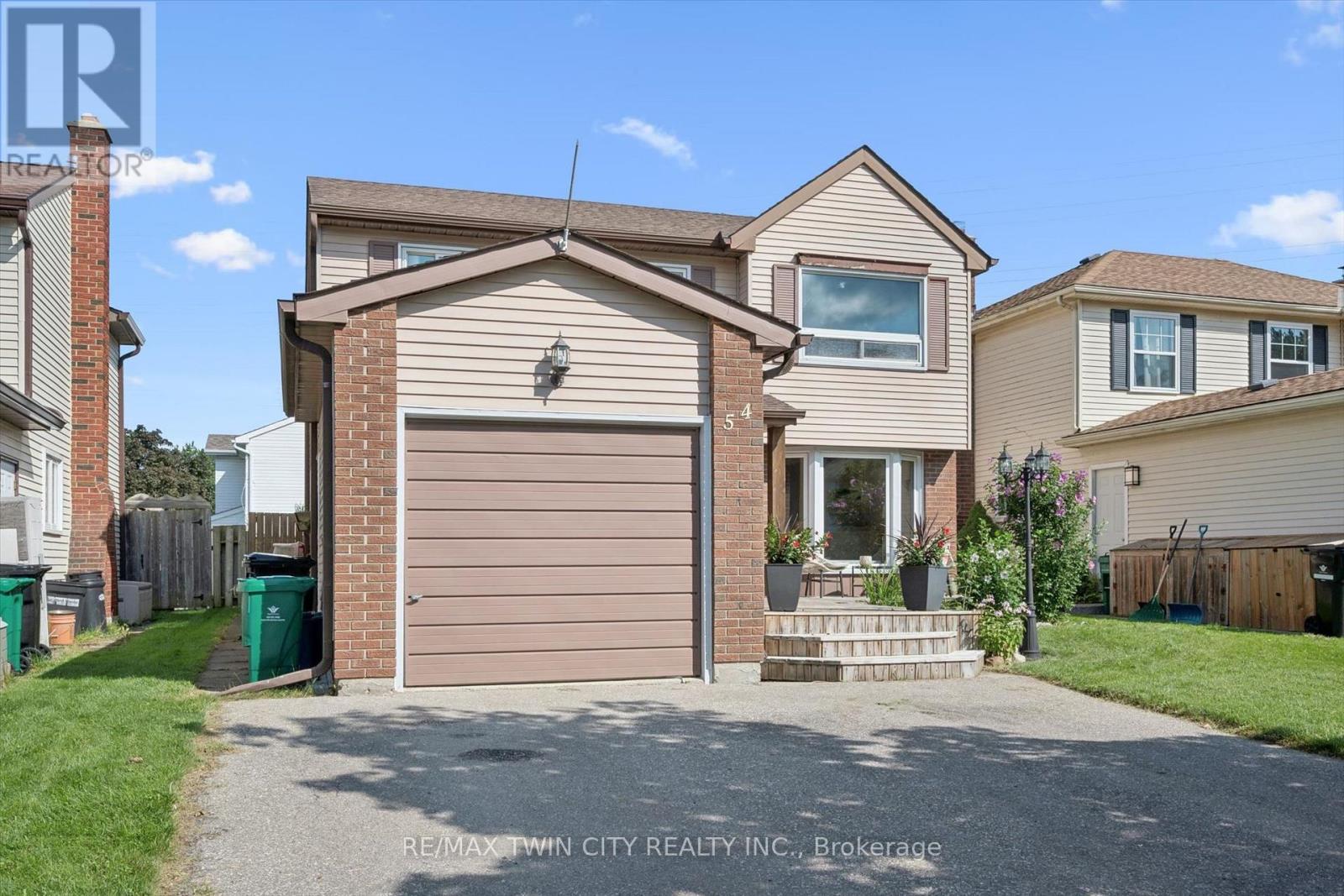 54 ROYAL ORCHARD PLACE
