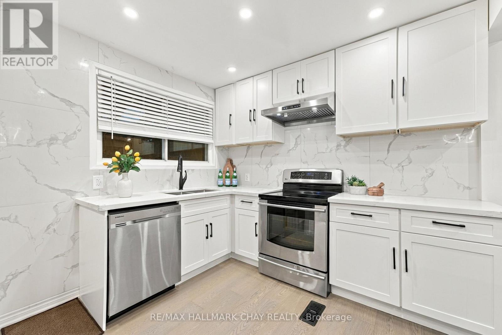 11 DAVIDSON ROAD