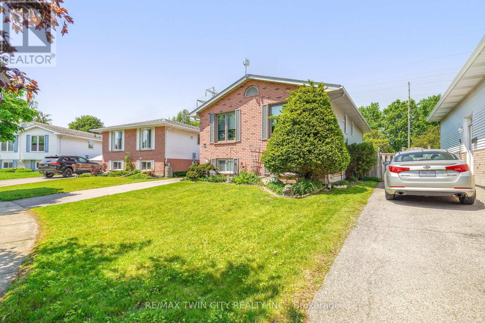 58 ARBOR DRIVE