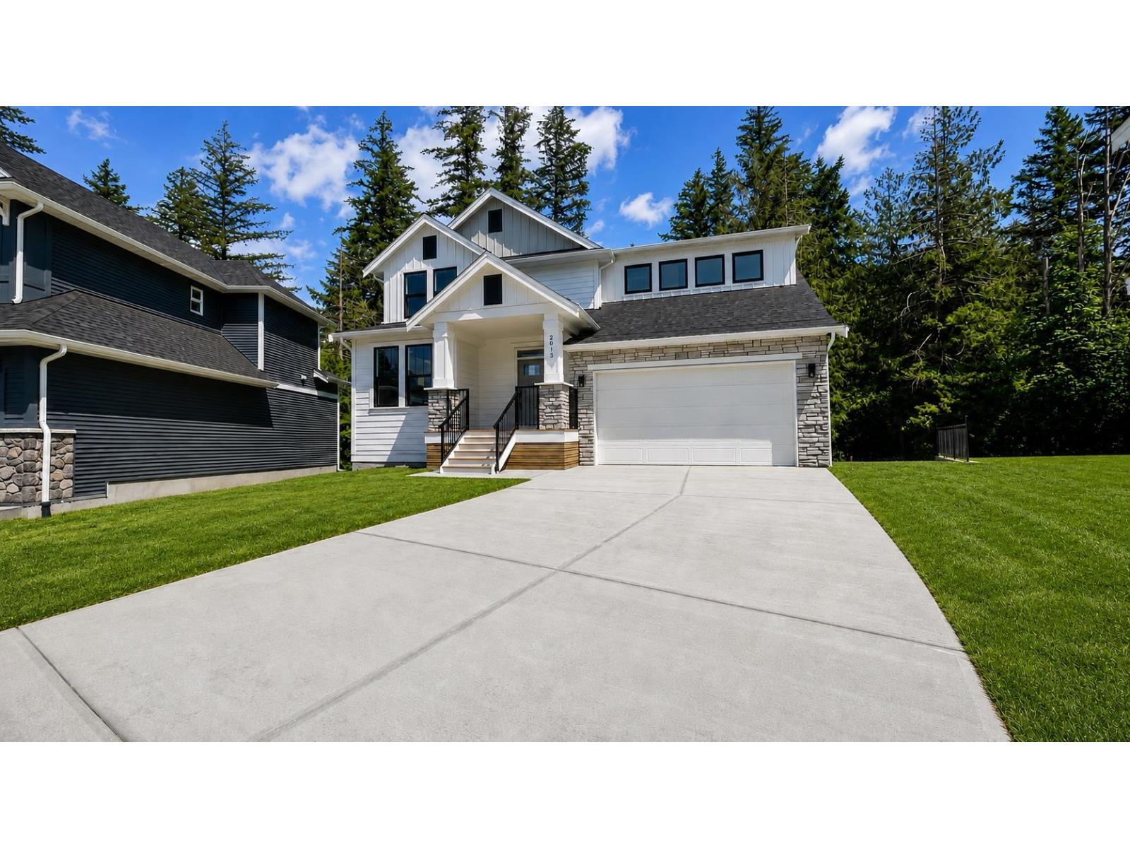 2013 SPARROW HAWK PLACE, Mt Woodside