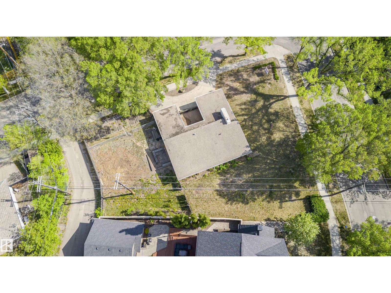 9788 146 ST NW