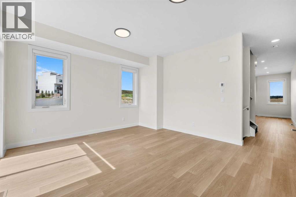801, 4 Sage Hill Rise NW