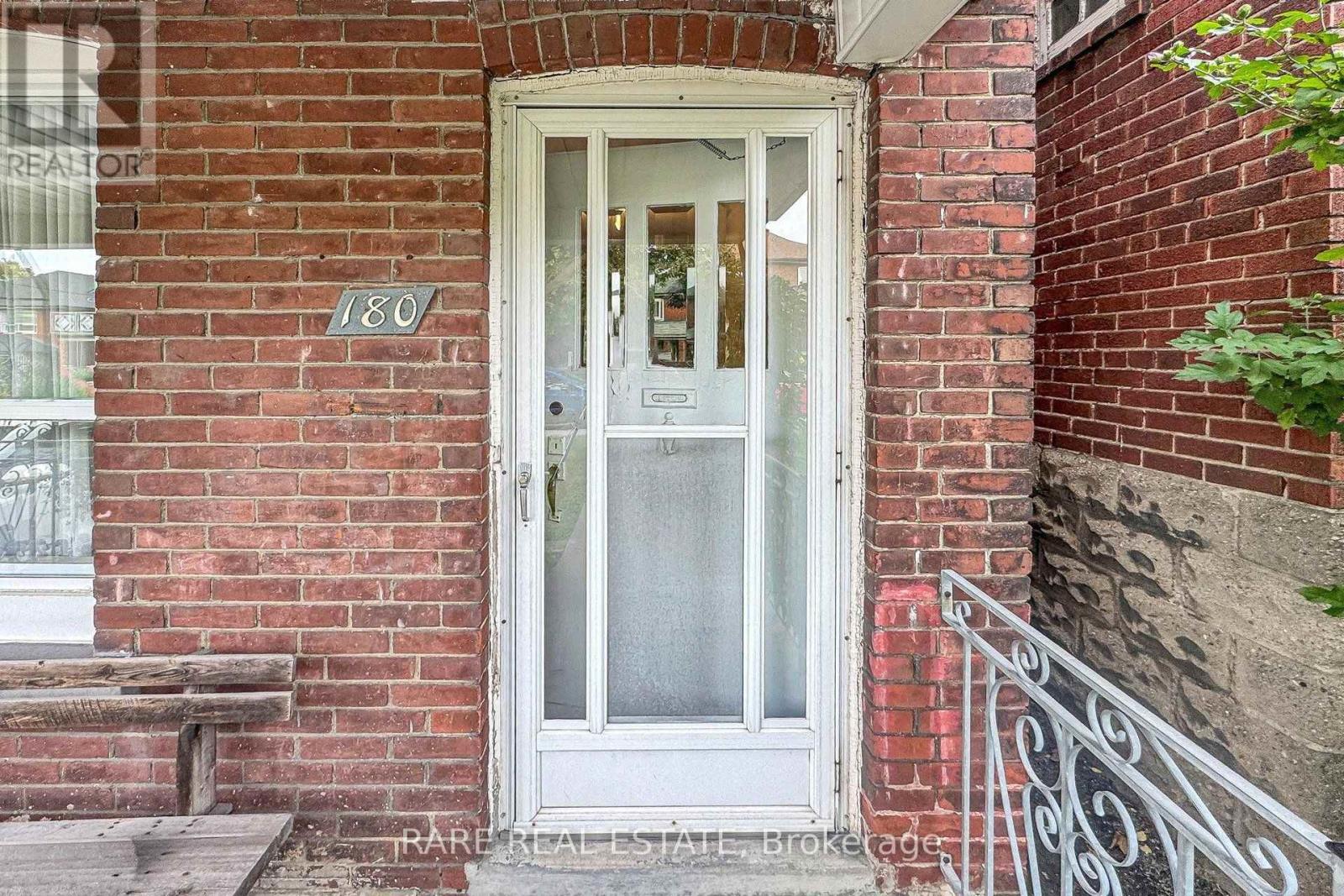 180 ATLAS AVENUE