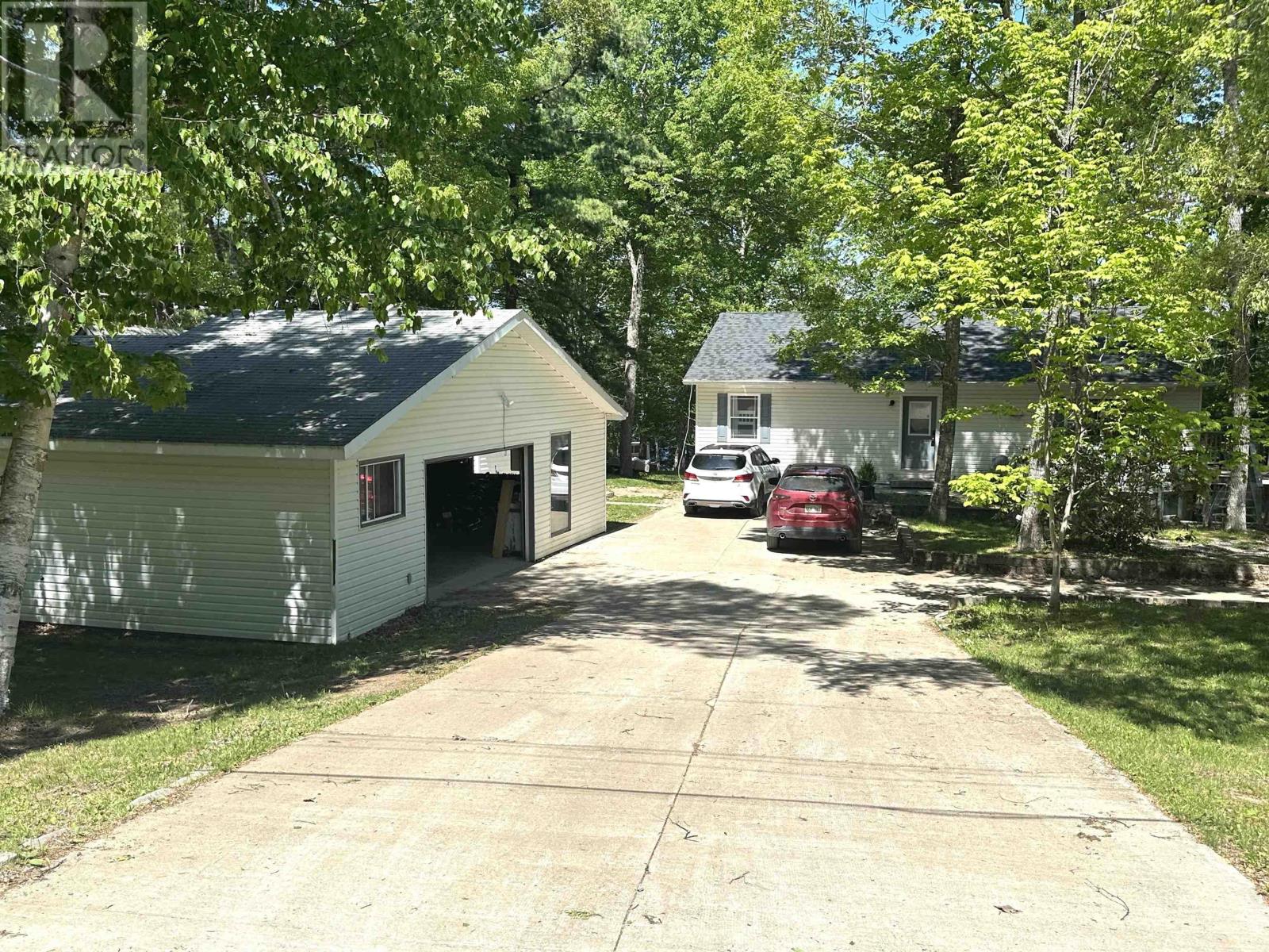 44 Molega Lake Park Road - Photo 4
