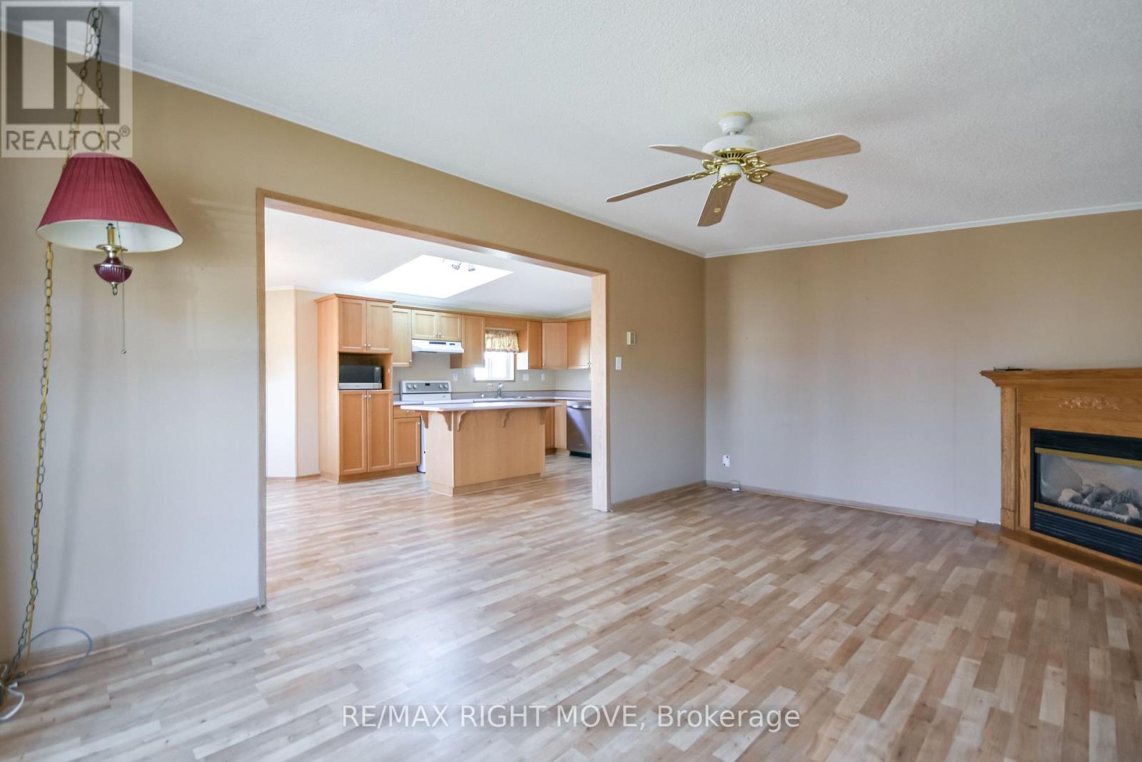 4105 WESLEY STREET