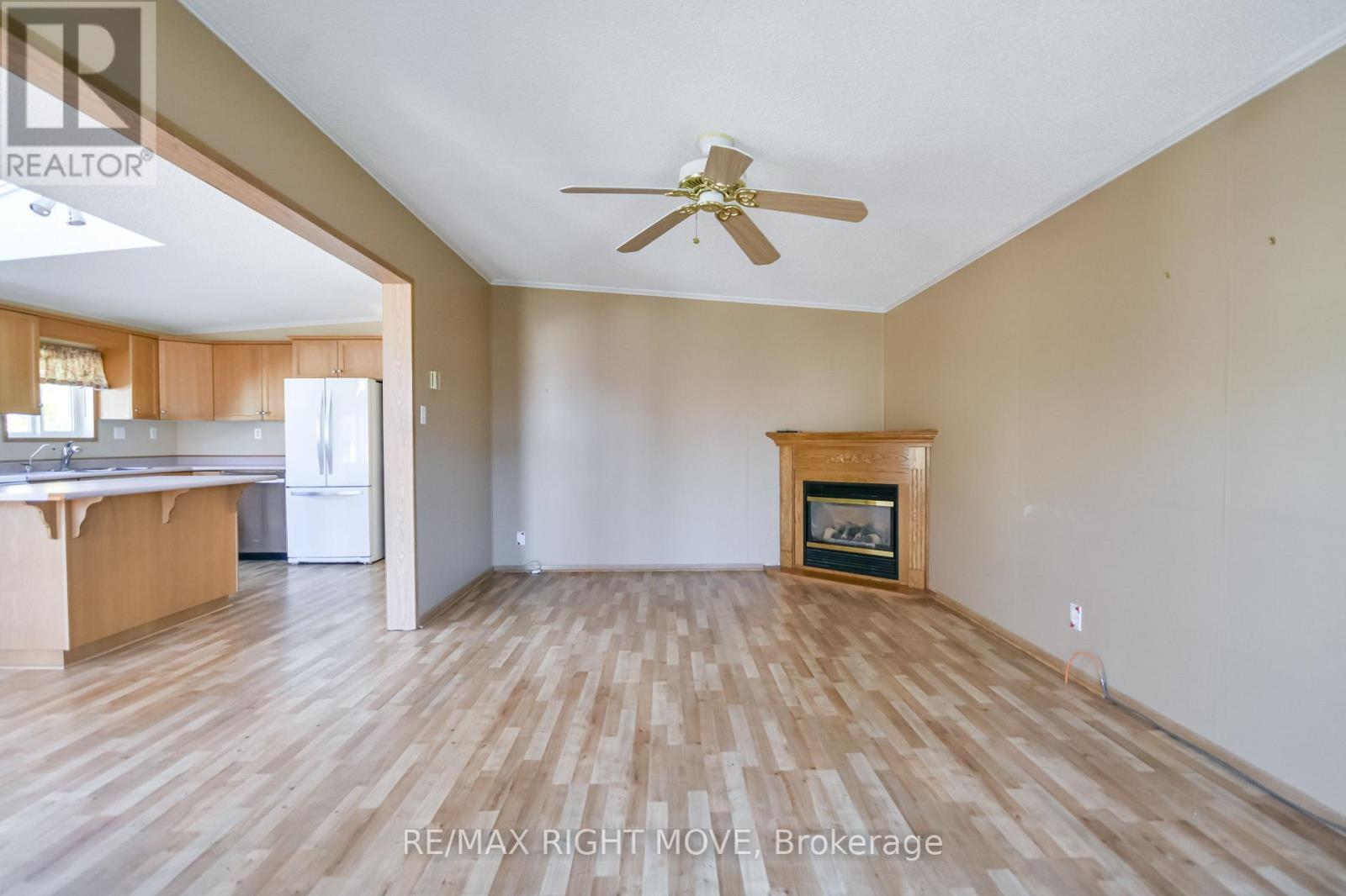 4105 WESLEY STREET