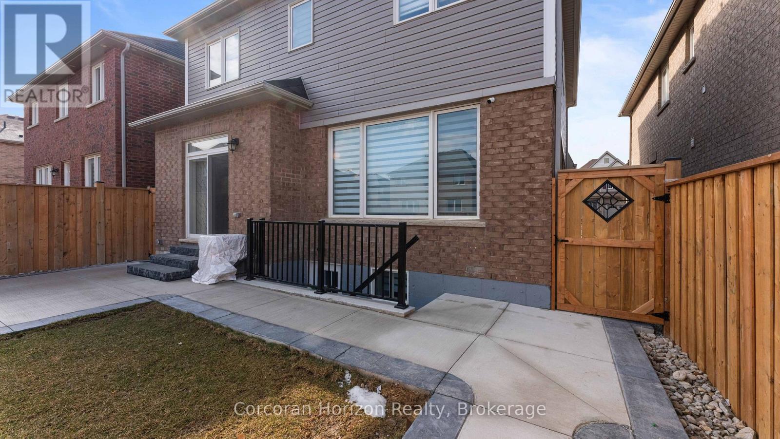 LOWER - 9 PRICE STREET