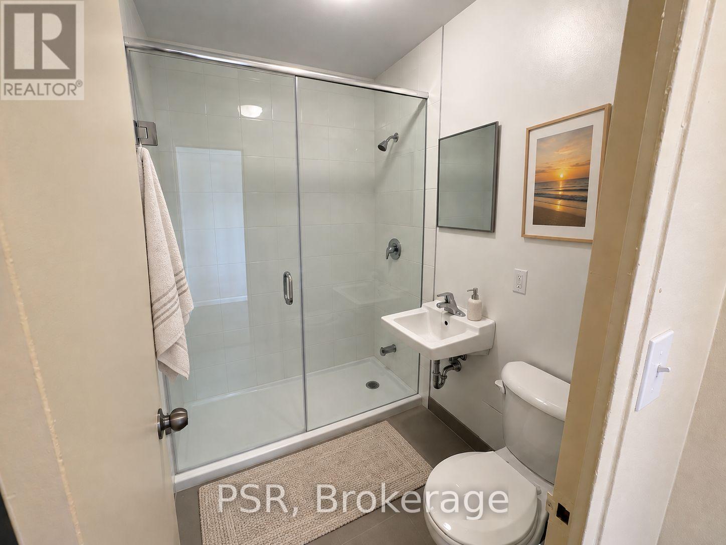 503 - 214 VAUGHAN ROAD