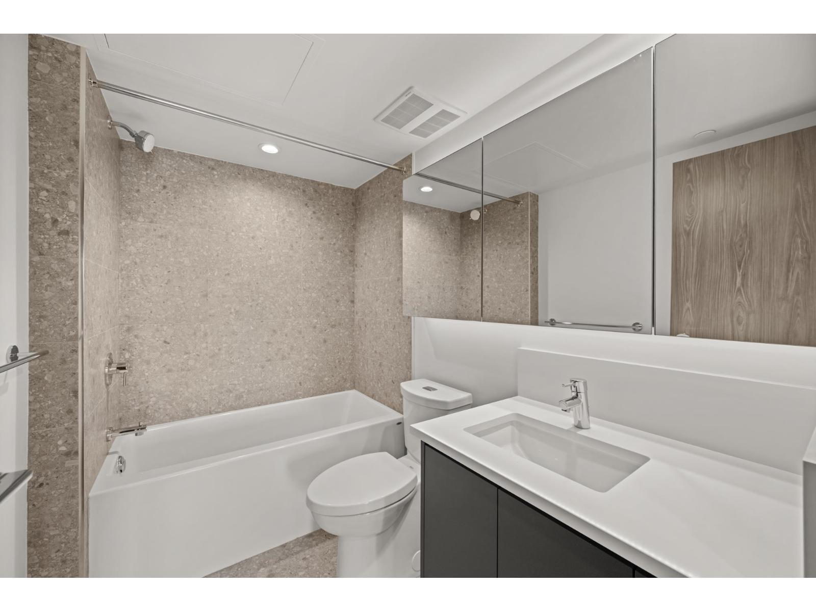 3808 10750 135A STREET