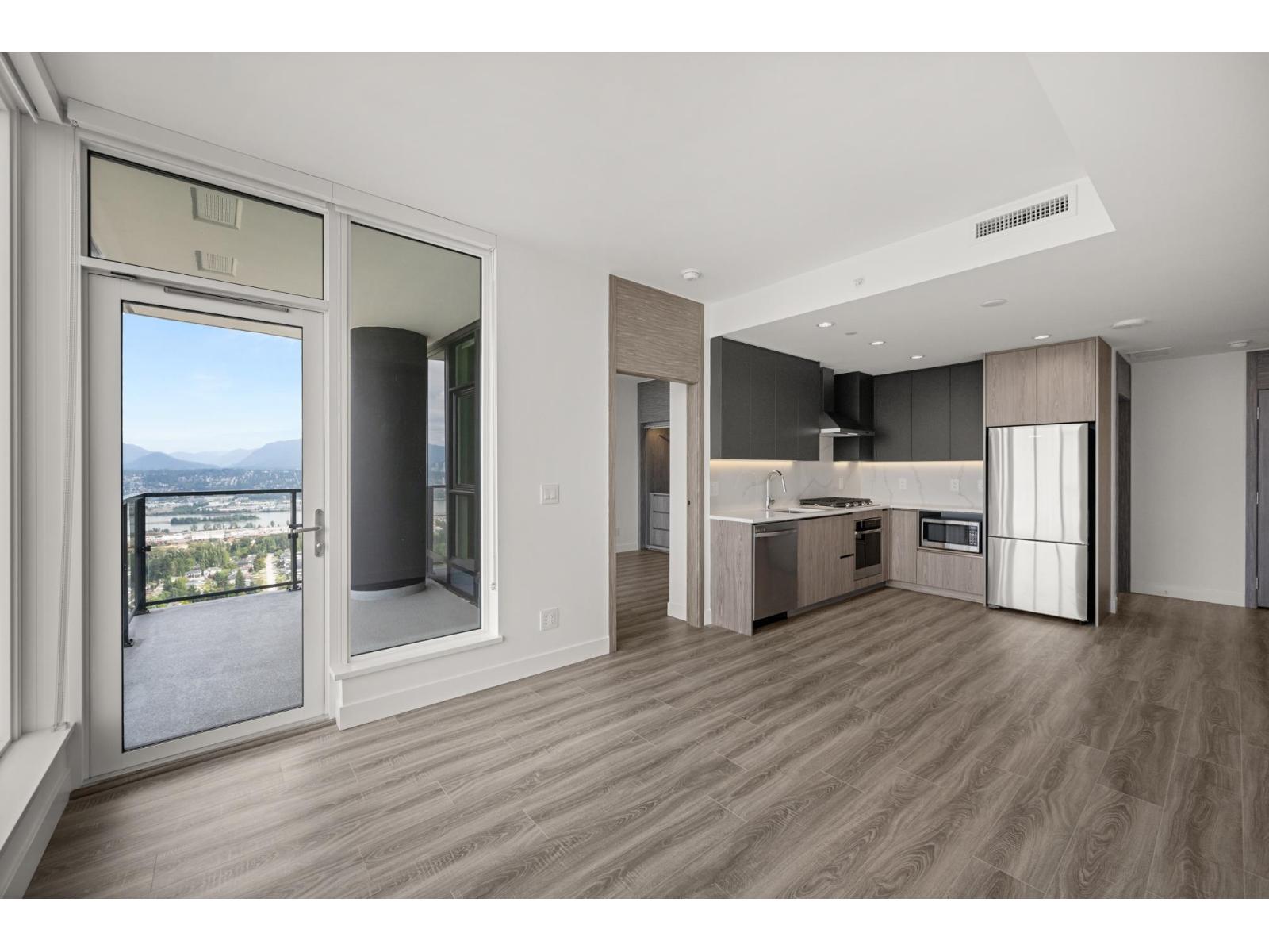 3808 10750 135A STREET