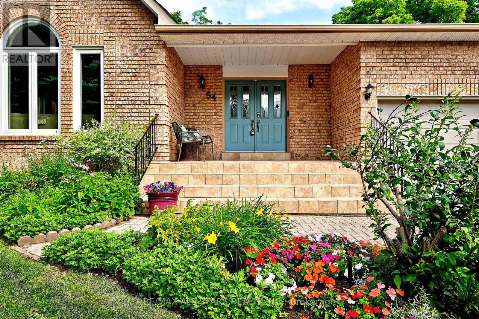 34 CAPTAIN ARMSTRONG LANE