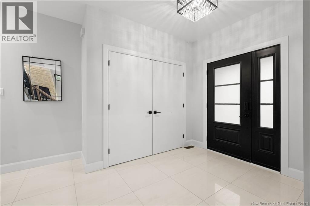 18 London Lane - Photo 3