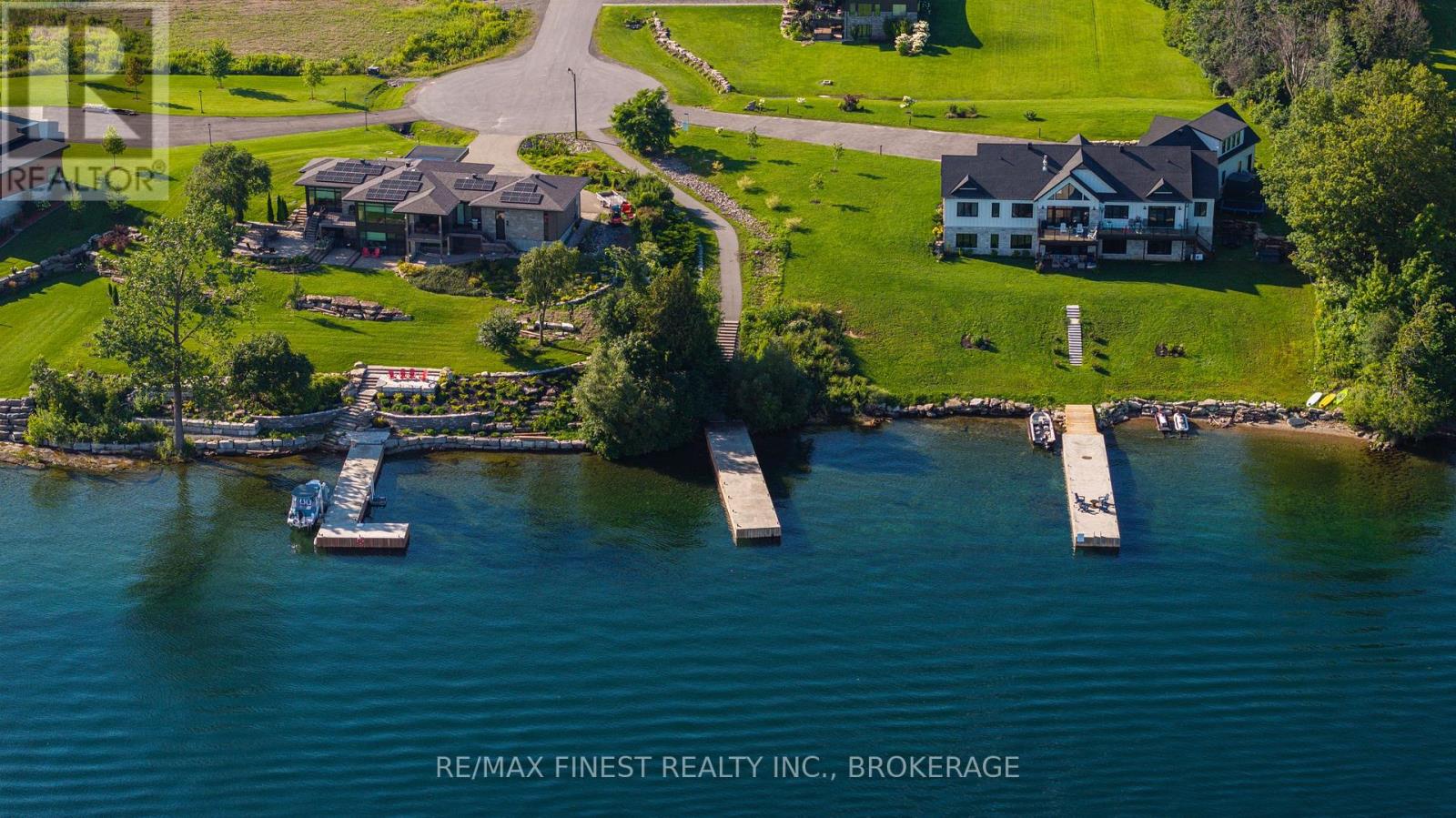 1 SHORESIDE WAY