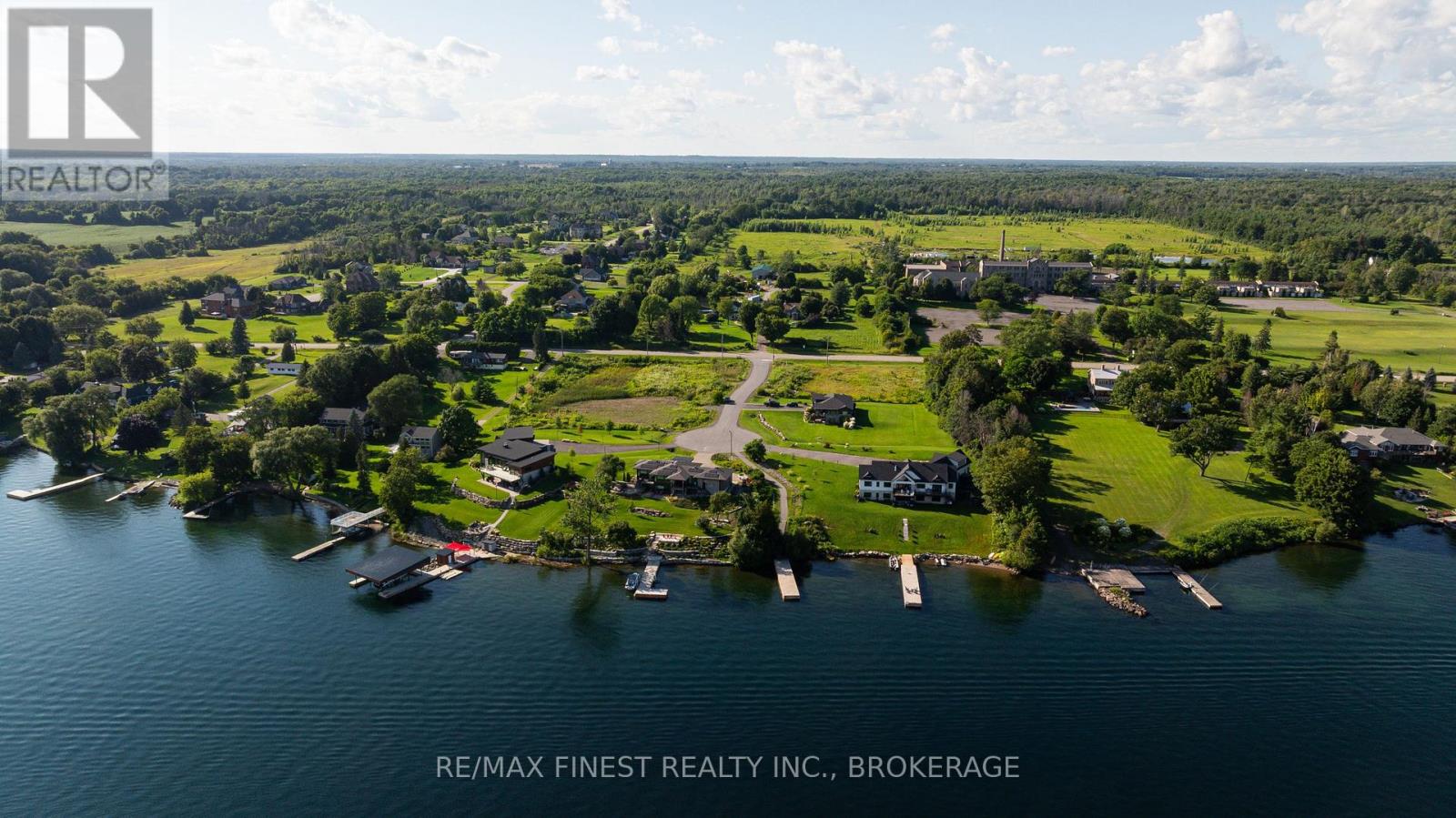 1 SHORESIDE WAY