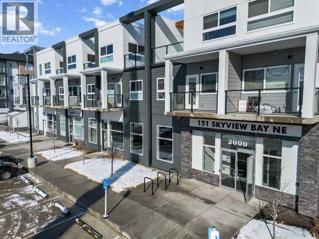 2140, 151 Sky View Bay NE