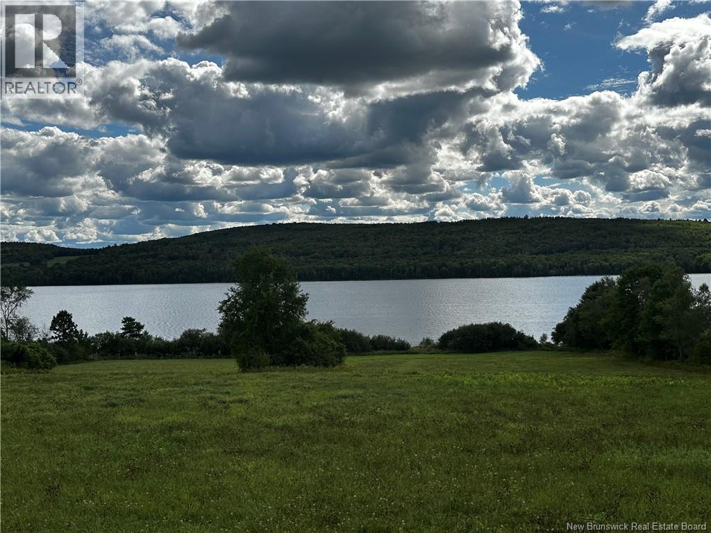 Photo 1 of 5 of LOT Route 105
