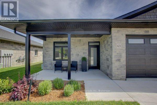 63 CAVALIER CRESCENT