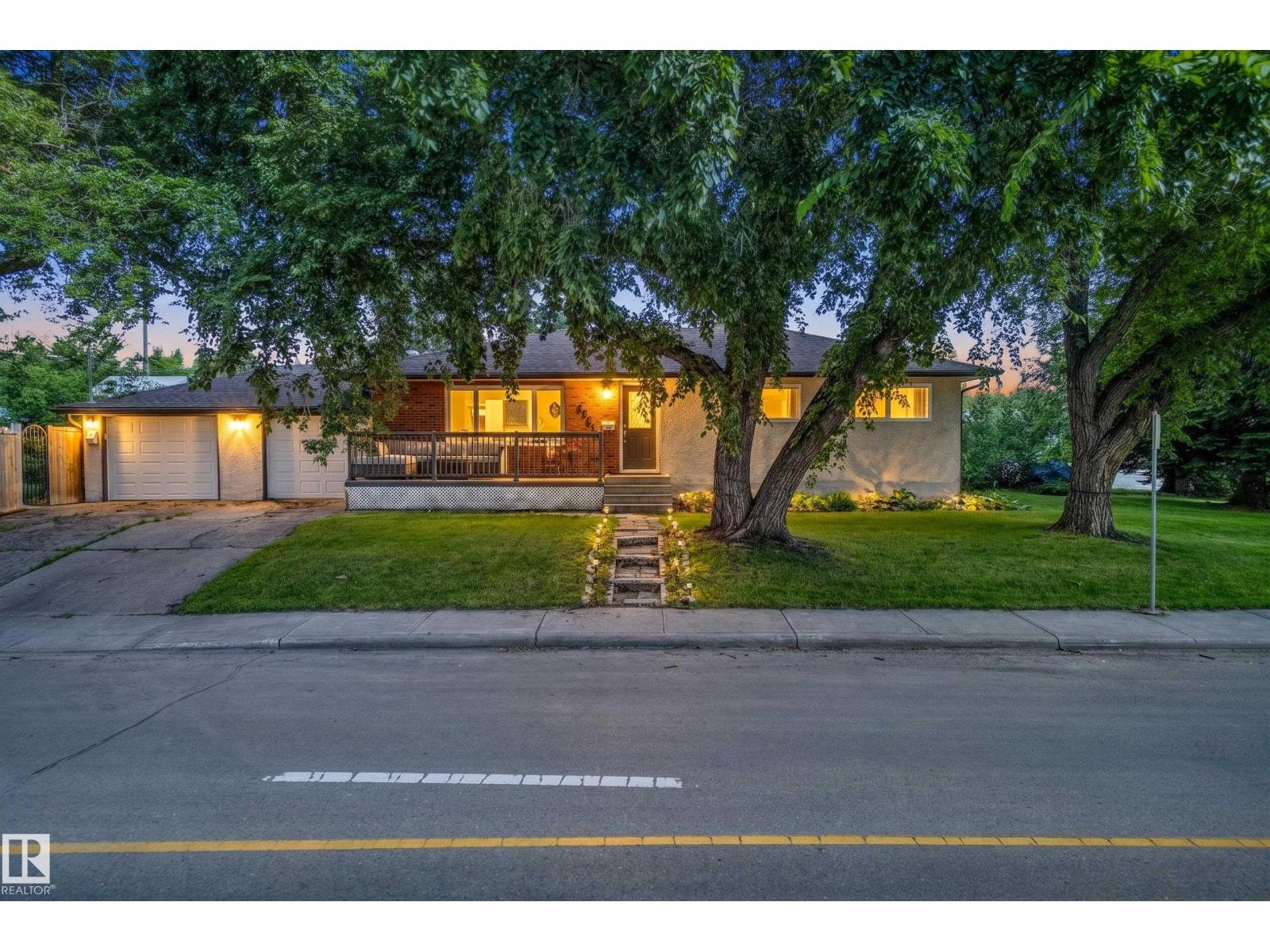 14804 95 AV NW