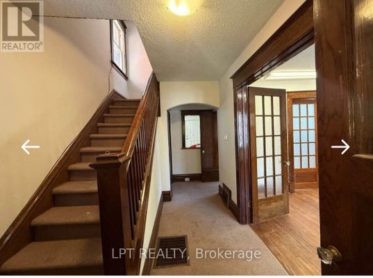 322 Waverley St W, Ottawa, ON 2