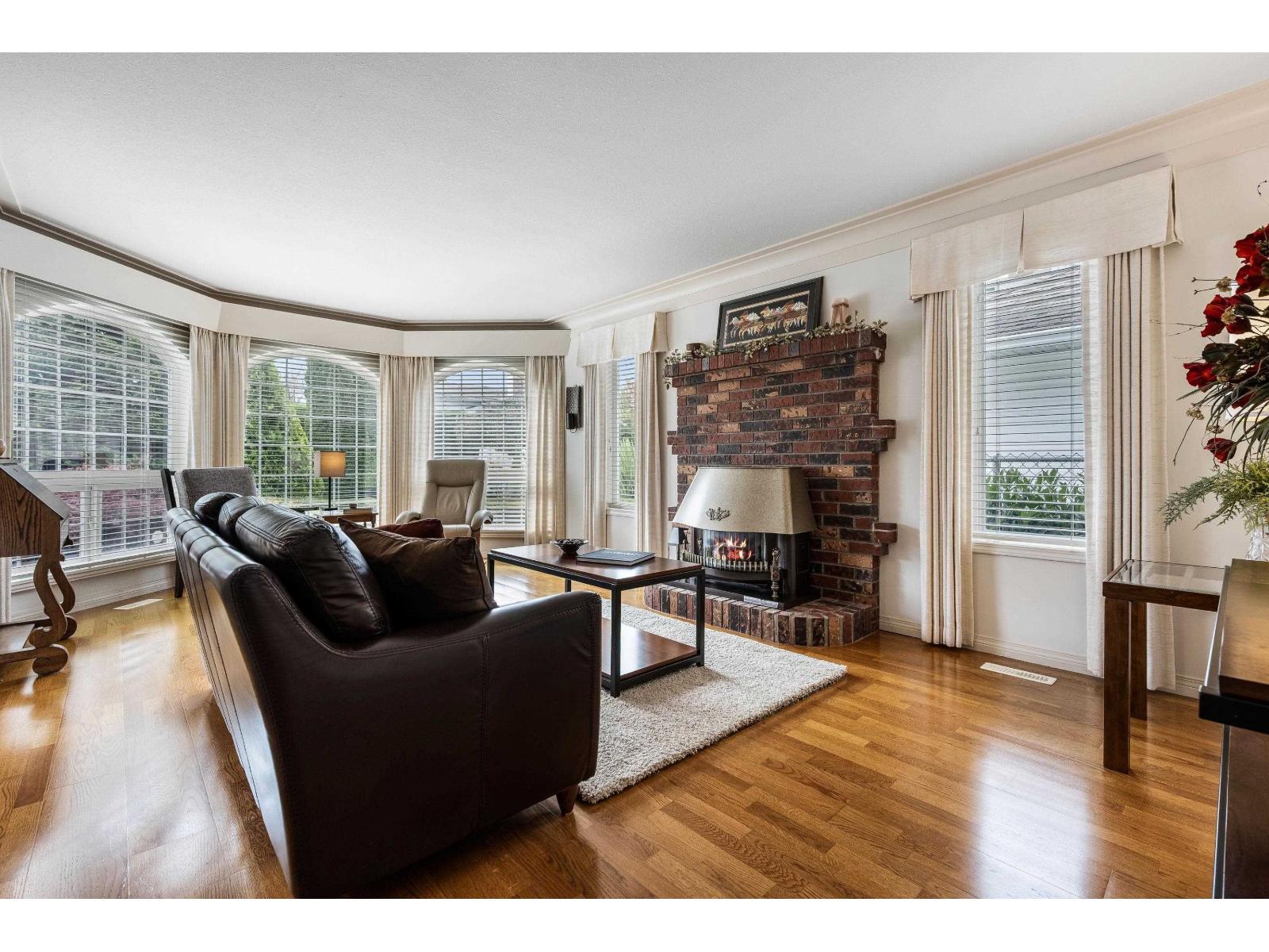 10007 MERRITT DRIVE, Fairfield Island