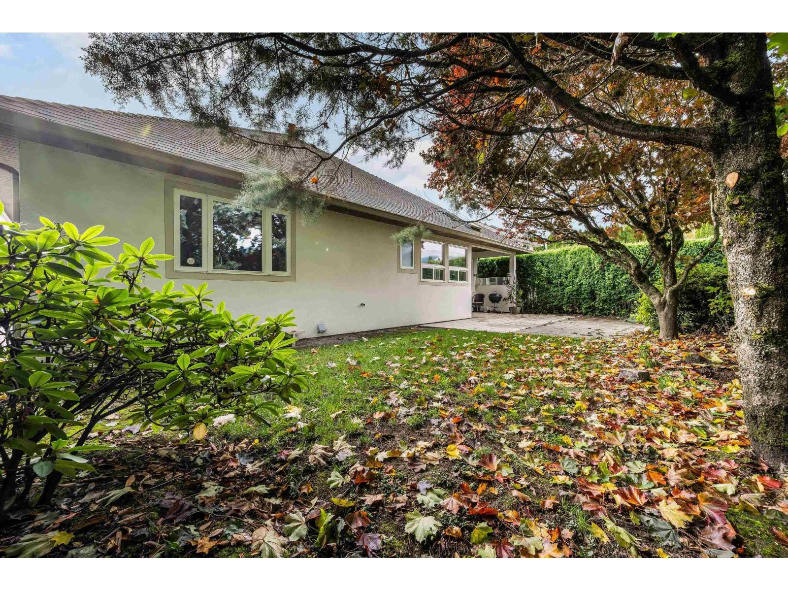 10007 MERRITT DRIVE, Fairfield Island