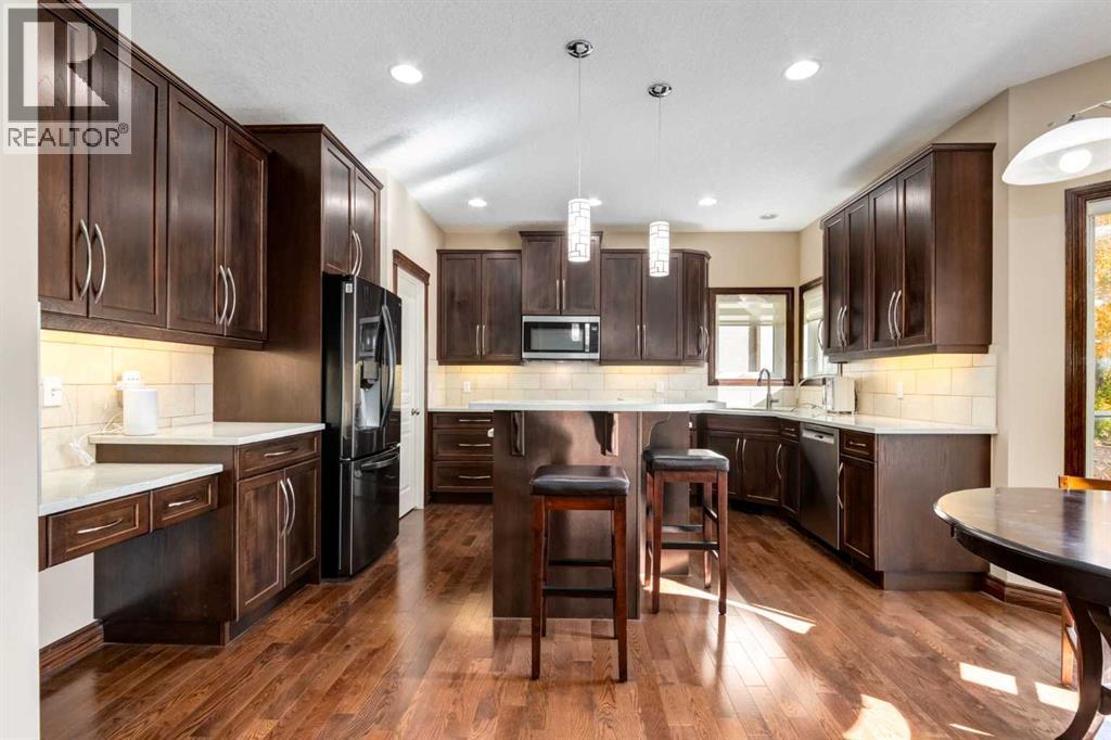 43 Cougar Plateau Circle SW